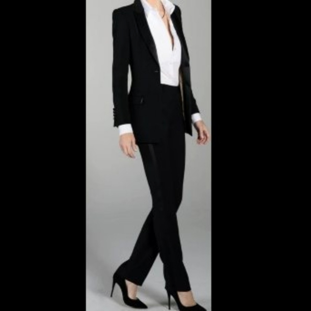 LBT Brand, women's black tuxedo jacket and pants.color black, size 8